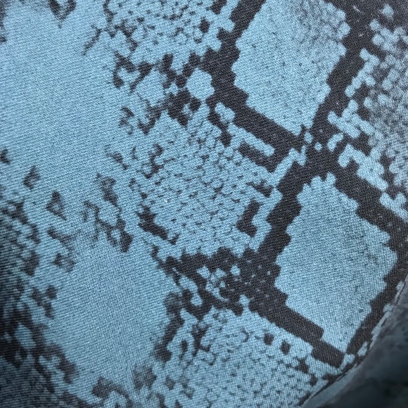 Flywheel Sports Snakeskin Print Leggings - Picture 3 of 7